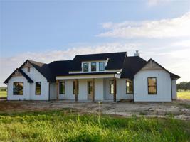 242 Club View Drive