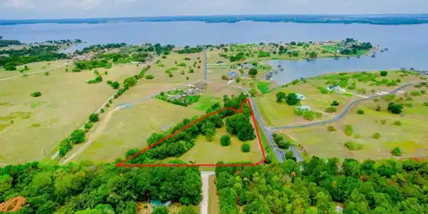 Lot 1R South Point Drive