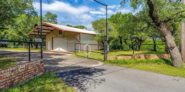 9424 Boat Club Road