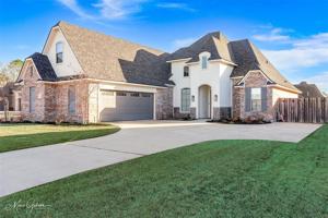 310 Cameron Circle