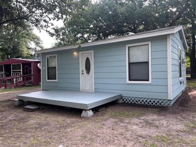 693 Oak Leaf Trail