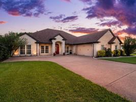 1805 Rockview Drive