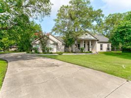 6308 Kenilworth Court