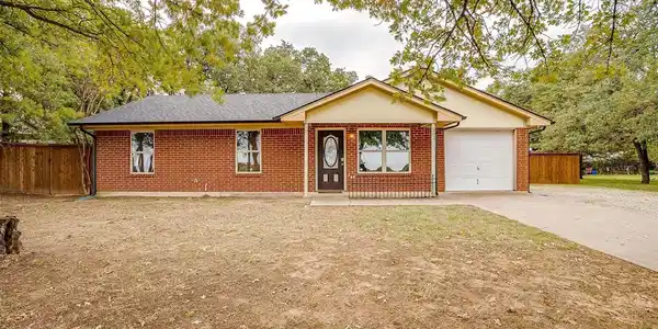 908 Dunaway Lane