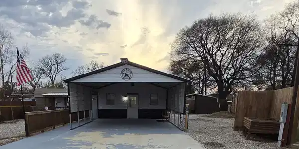 121 Arrowhead