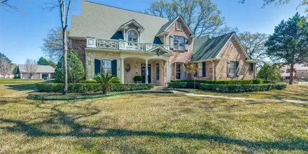 900 Grandview Circle