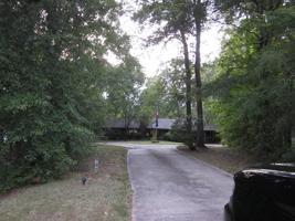 1860 Glen Cove Drive