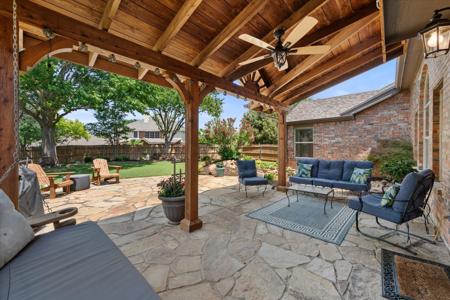 4009 Greenwood Way