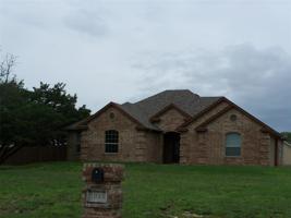 1022 W Apache Trail