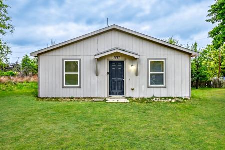 1881 Glenda Court