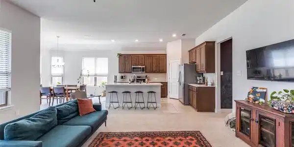 1424 Lakeview Drive
