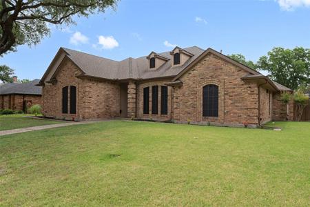 3114 Oak Trail Drive