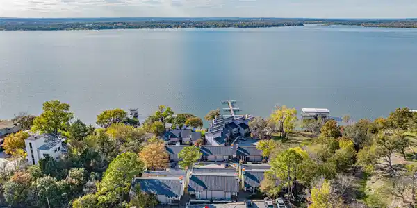 9999 Boat Club Road
