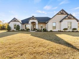 3810 Legend Trail