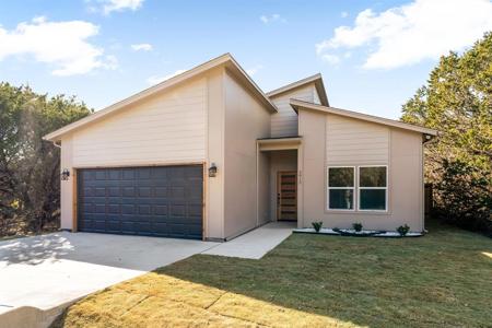 2812 Centaurus Way