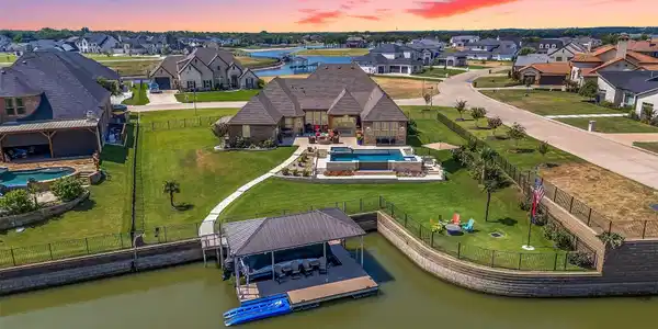 6024 Thurmond Sail Court
