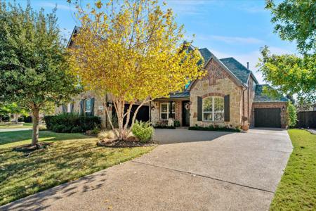2880 Redfern Drive