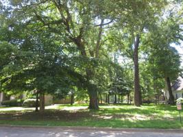 153 Eagles Bluff Boulevard S