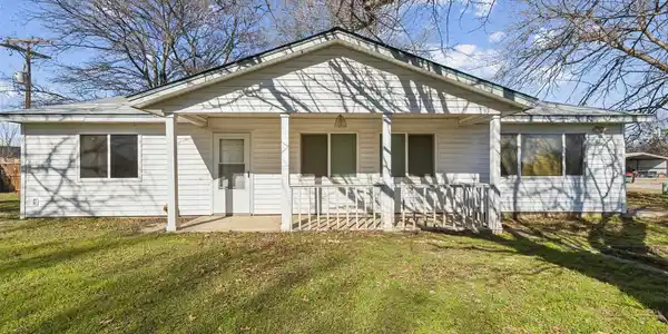 1721 Gale Drive