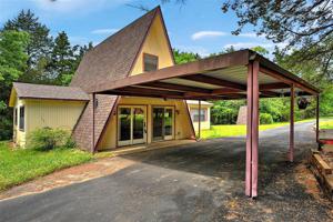 148 Ivy Drive