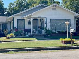 1305 NW 1st Avenue
