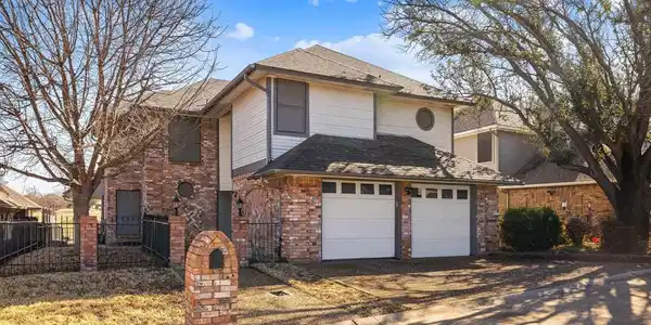 8510 Fairway Drive