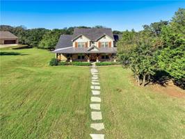 11 Summit Oaks