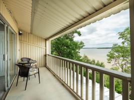 5615 Thunderbird Court