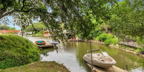 8621 Crosswind Drive