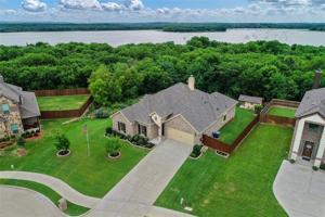 5118 Crestwater Drive