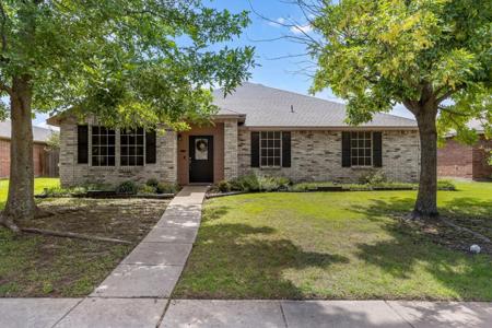 2809 Meadow Bluff Drive