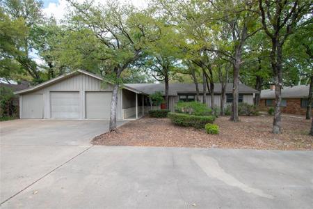 4110 FAIRWAY Drive