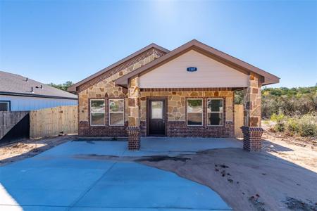 1307 Phoenix Court