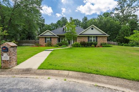 1024 Pebblebrook Court