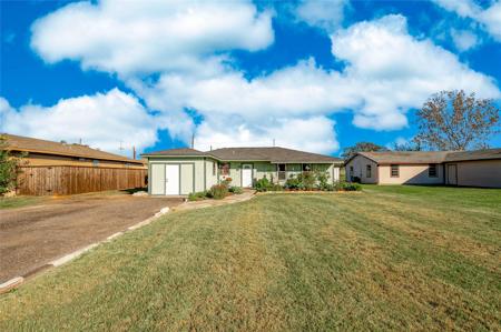 131 Maverick Trail