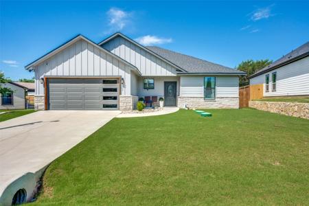 2404 Beverly Drive