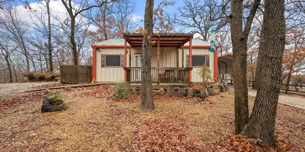121 Kingsview Drive