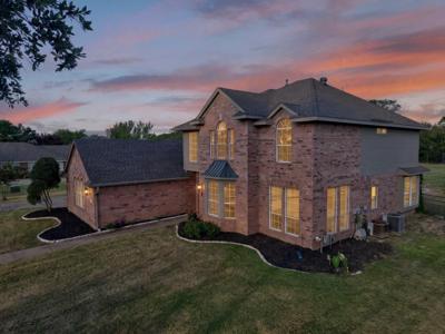 331 Lakeside Drive