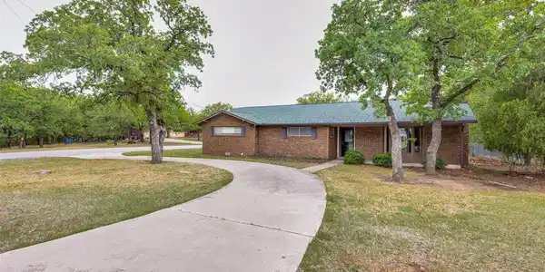 540 Dunaway Lane