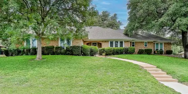7432 Lochwood Court