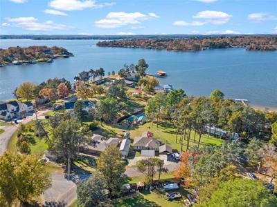 16005 Scenic View Drive