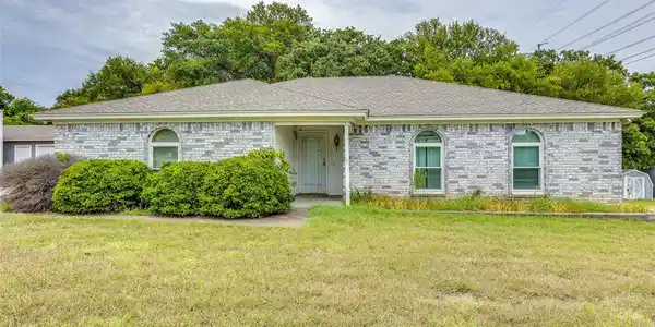 1907 Walter Smith Road