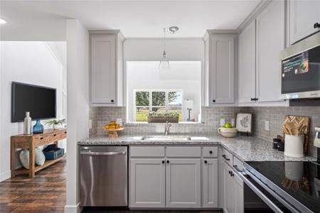 178 Private Road 5449