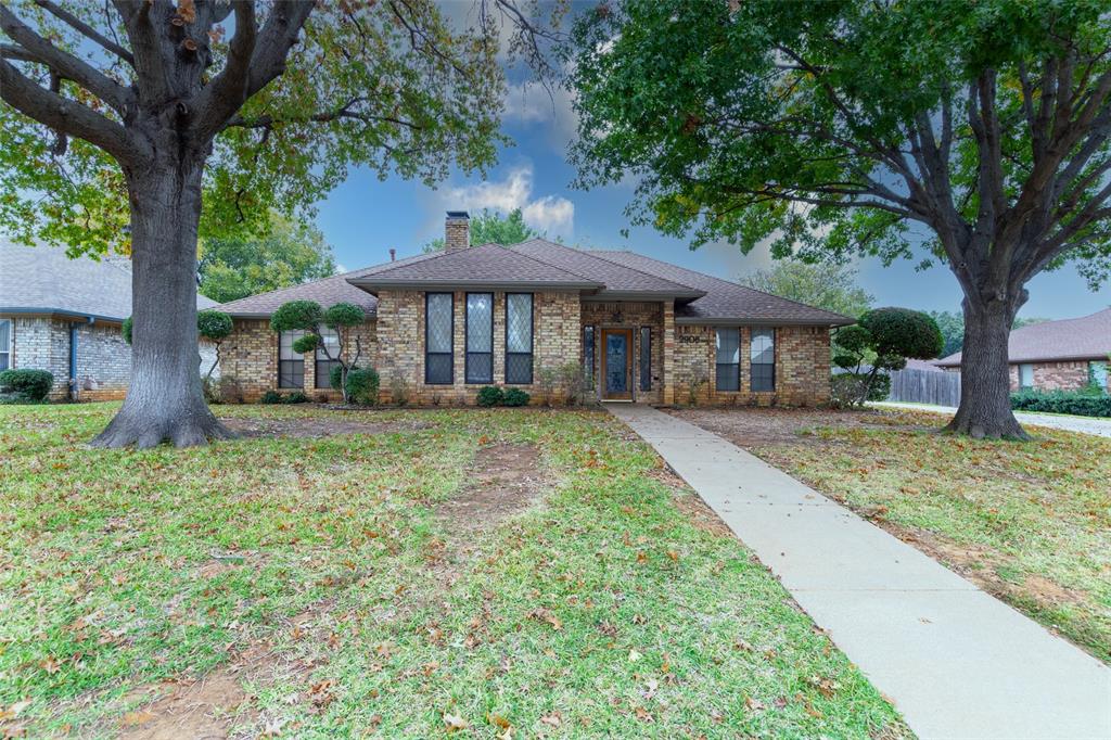 2906 Sweet Briar Street, Grapevine, TX lhrmls01928286