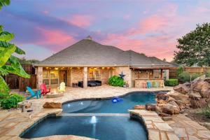 2213 High Pointe Drive