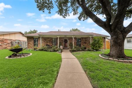 5017 Pemberton Lane