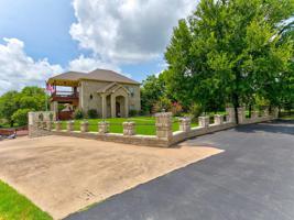 2117 N Rough Creek Court