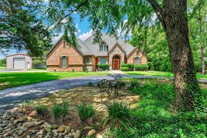 214 Reeves Road