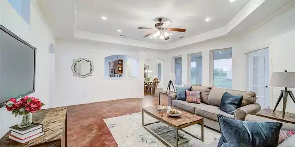 5914 Maple Valley Drive