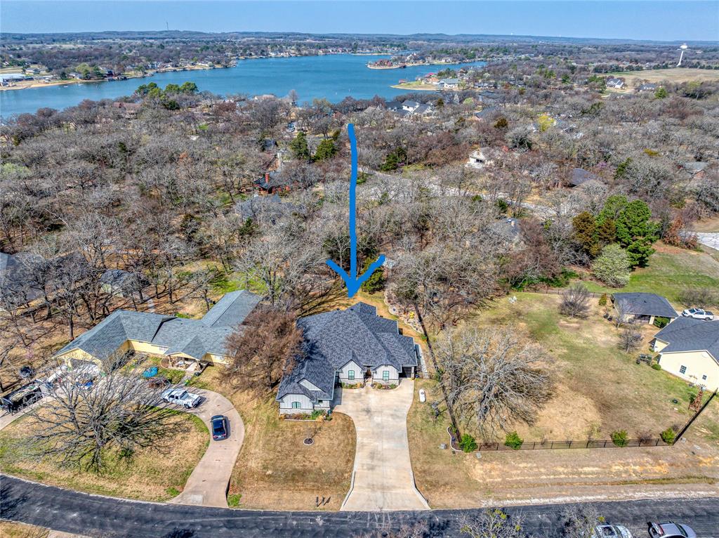 103 Crockett Drive, Lake Kiowa, TX lhrmls02052508